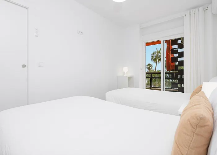 Amazing Carihuela View & Parking *