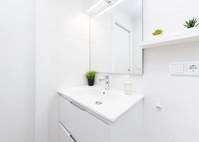 Amazing Carihuela View & Parking Torremolinos