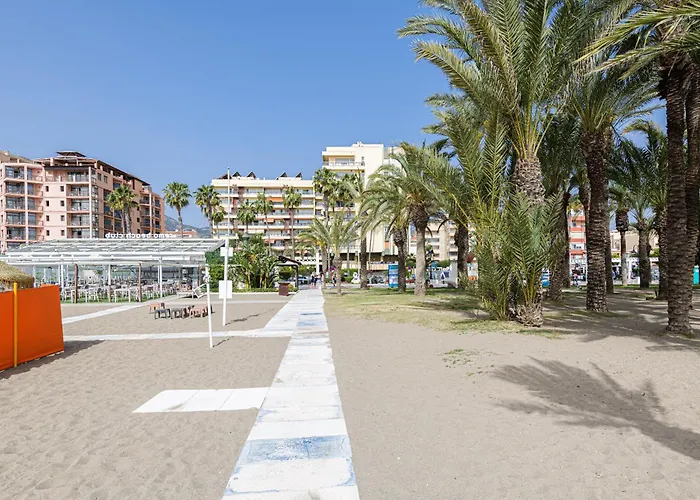 Amazing Carihuela View & Parking 아파트 *