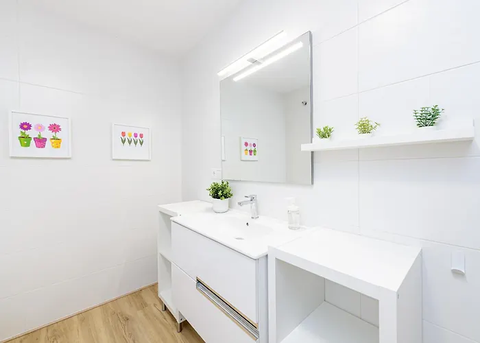 Amazing Carihuela View & Parking Torremolinos