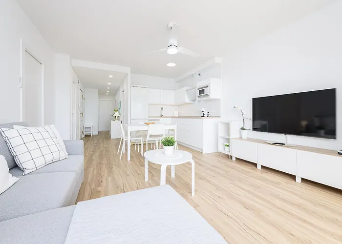 Amazing Carihuela View & Parking Apartment *