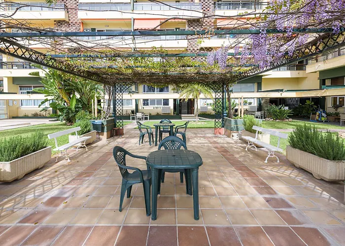 Amazing Carihuela View & Parking Torremolinos